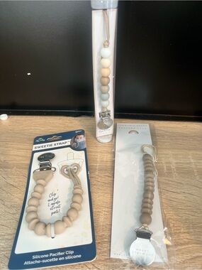 Silicone Bead Pacifier Clip - Neutral Beige